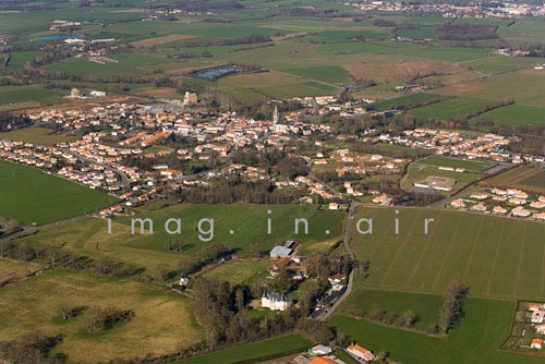 St Denis la Chevasse 001