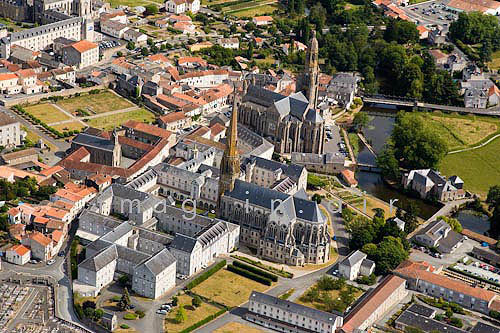 St Laurent sur Sevre 034