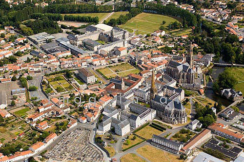 St Laurent sur Sevre 035