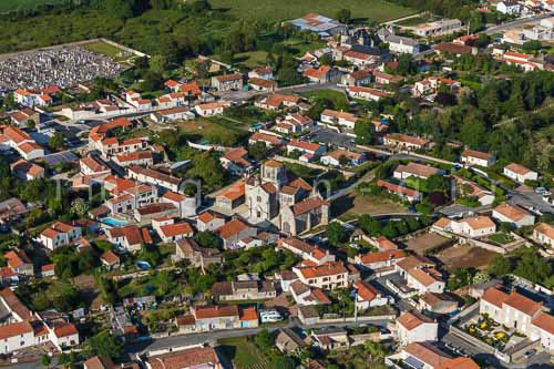 Les Magnils Reigniers 022