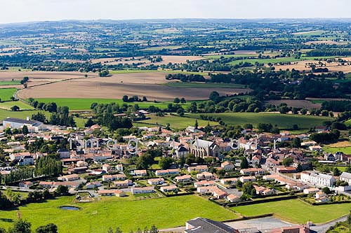 St Pierre du Chemin 009