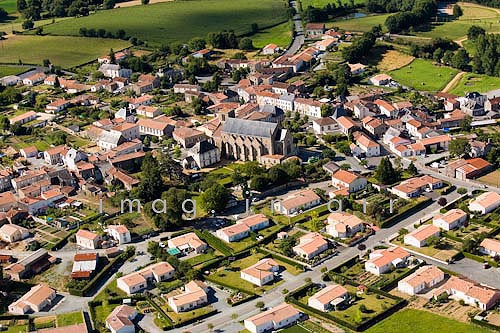 St Pierre du Chemin 010